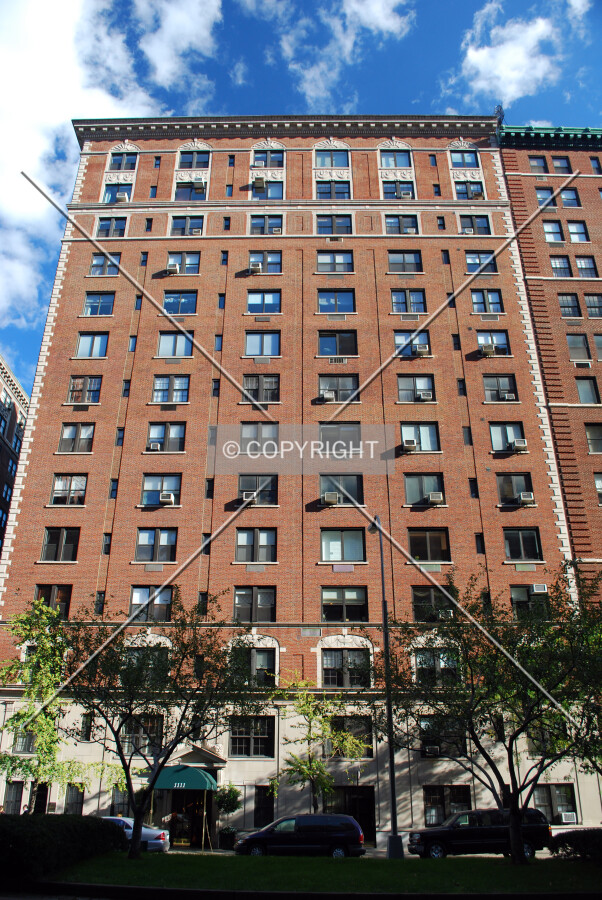 Park Avenue side