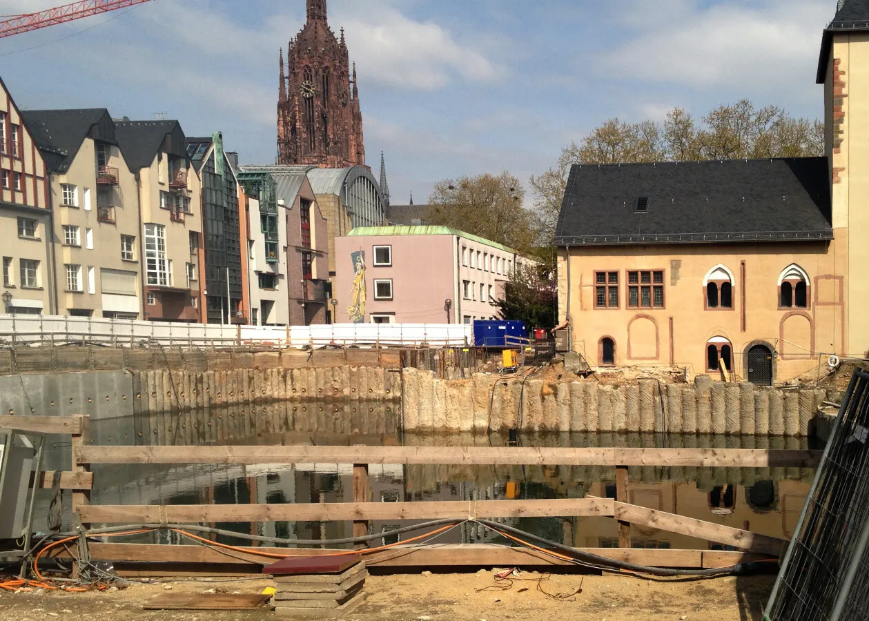 Photo 063-348-797