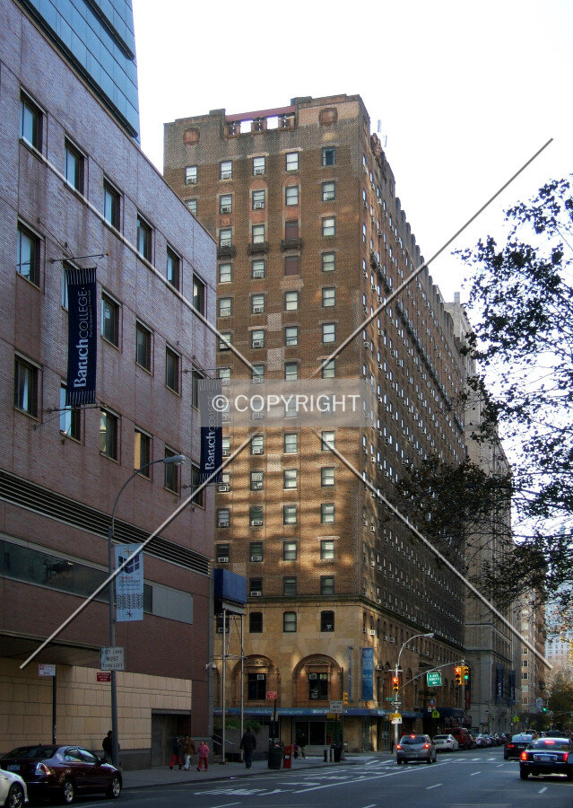 View from the north along Lexington Avenue