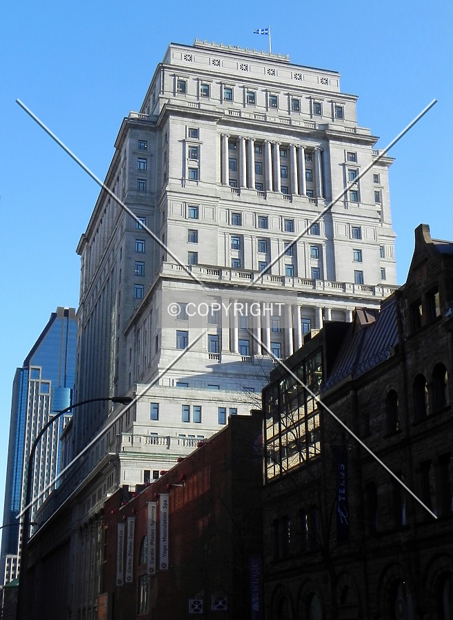 North view from Rue Mansfield.