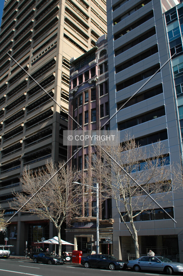 Photo 637-071-453