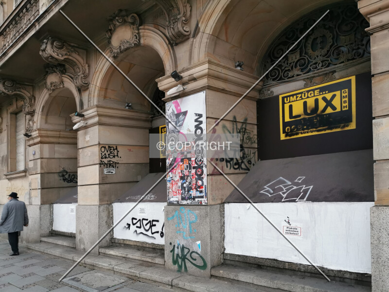Photo 637-171-849