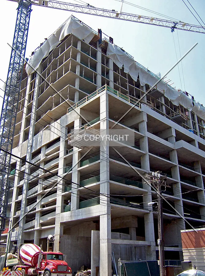 Looking up the southeast corner from 14th Street