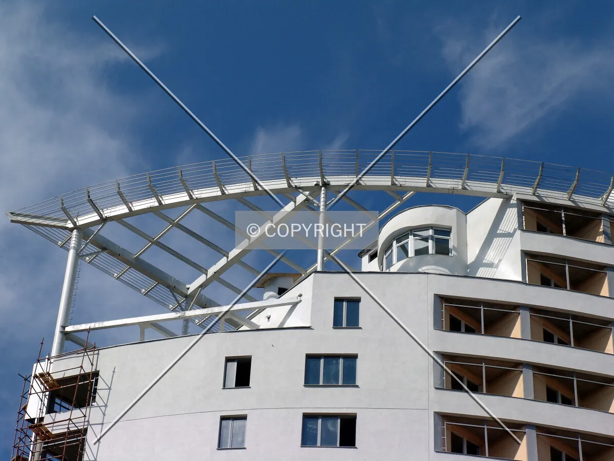 The upper floors and top details