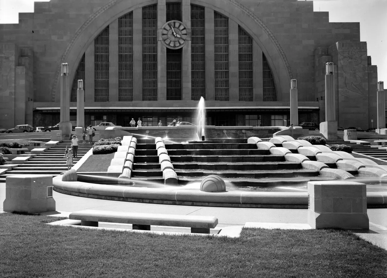 Fountain and cascade from the east