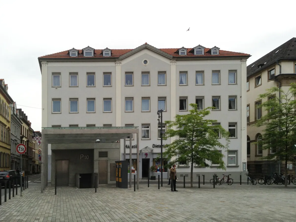 Photo 639-101-878