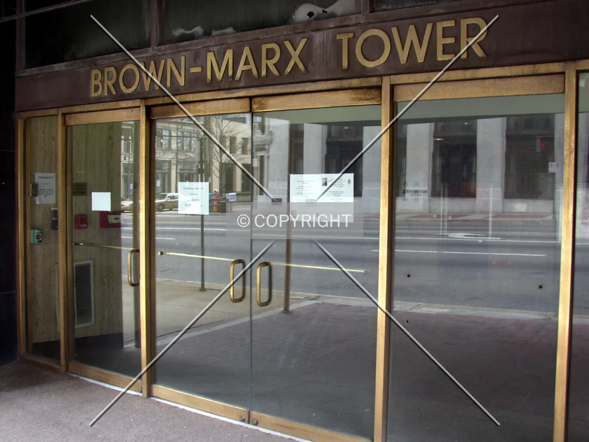 Main entrance and signage off 1st Avenue North