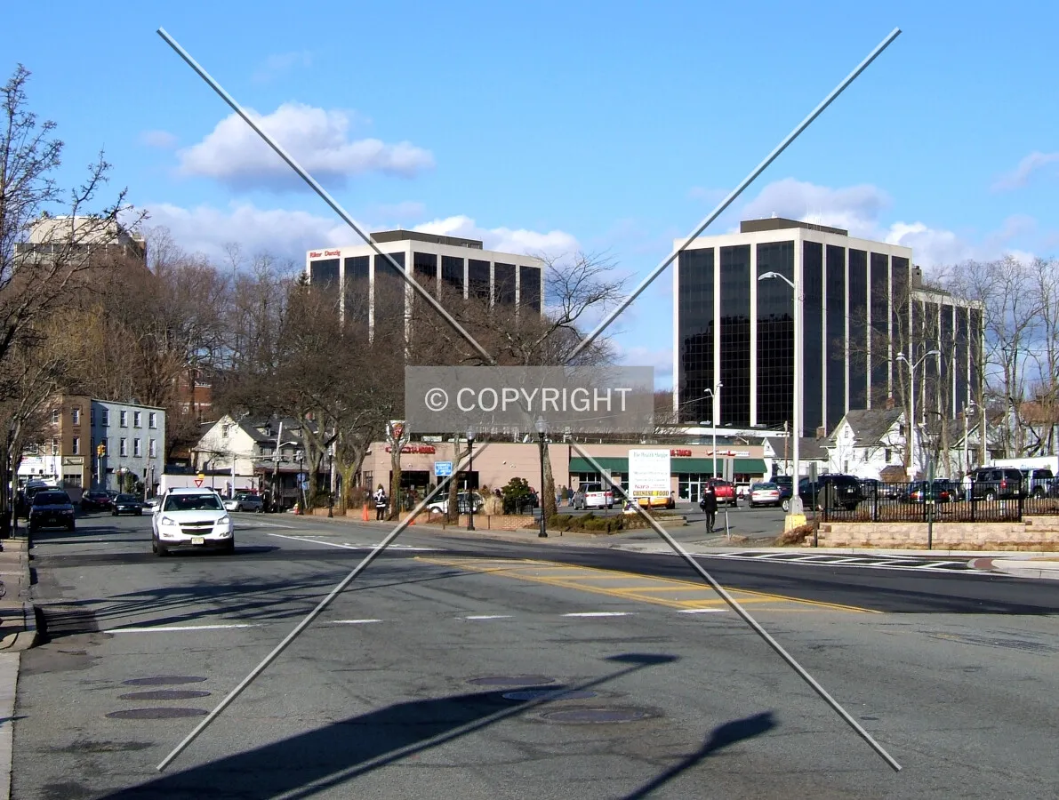 Photo 640-225-232