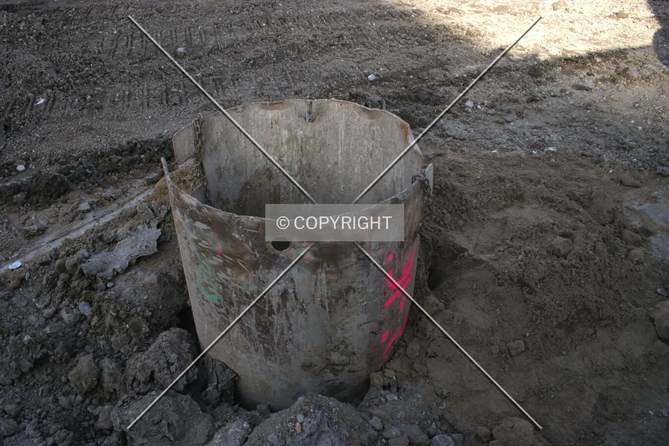 Caisson top near the southern edge