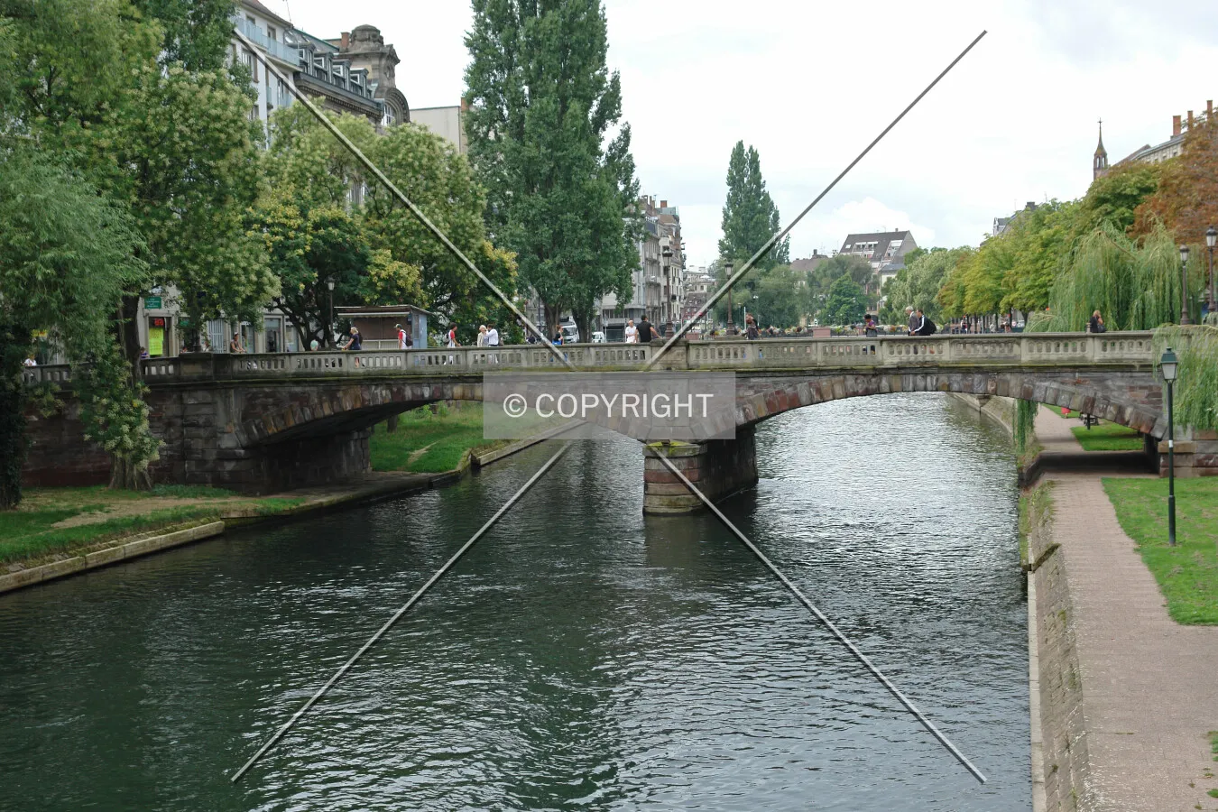 Photo 006-411-670