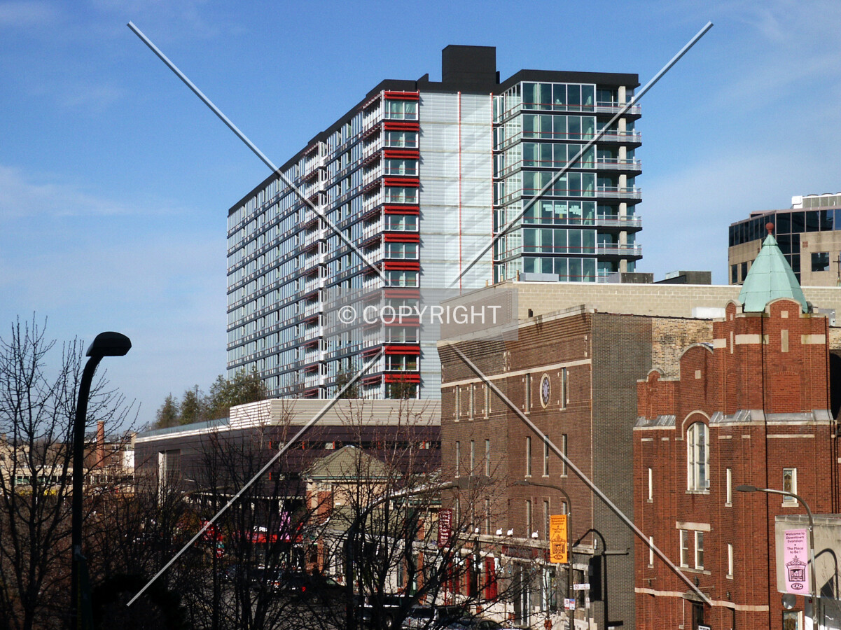 View from the Davis Street el platform