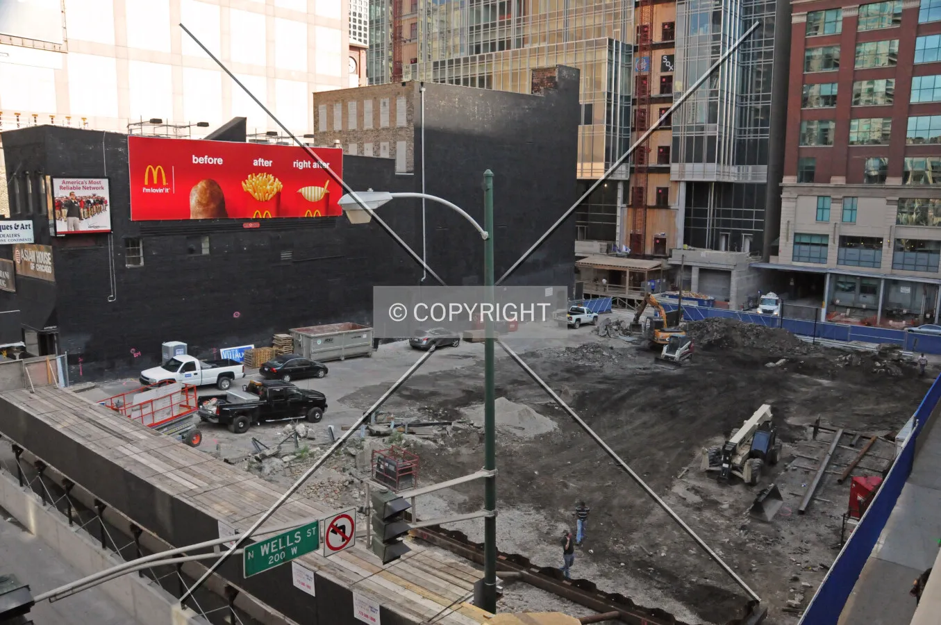 Looking southeast over the site from the CTA Merchandise Mart elevated station
