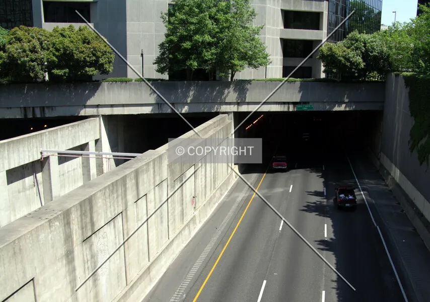 Photo 064-179-702