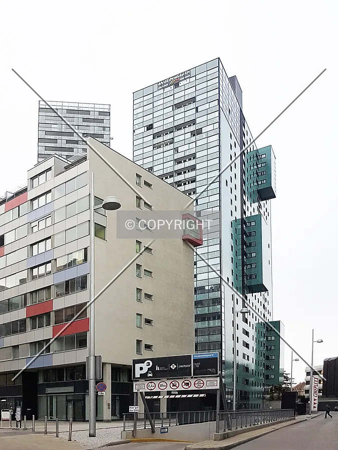 Photo 642-071-421
