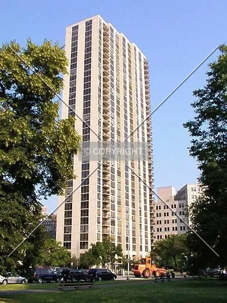 Photo 642-725-055