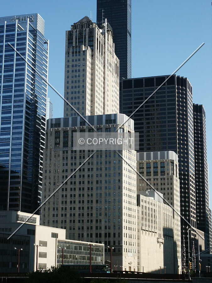 Looking south from the Chicago River