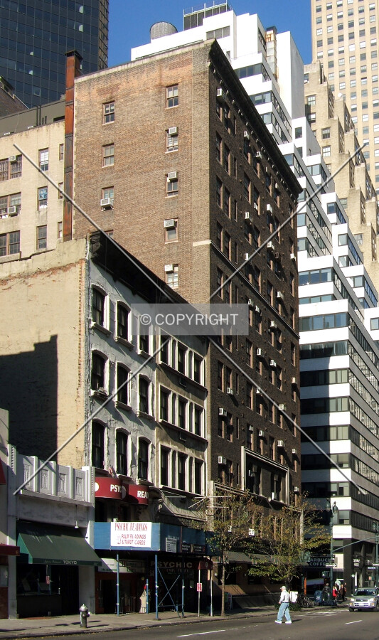View from the south along Lexington Avenue