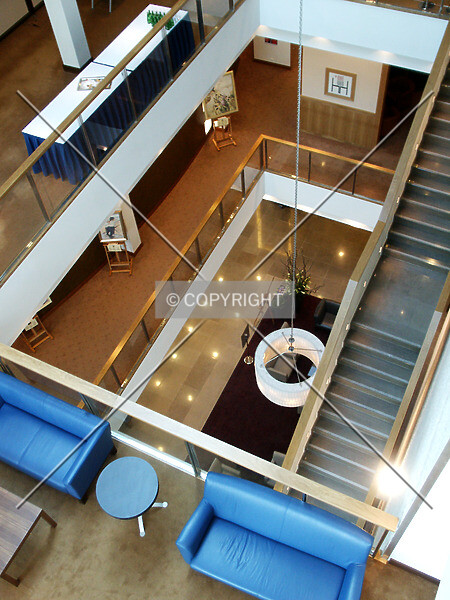 Photo 064-345-813