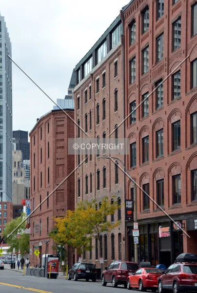 Photo 643-705-380