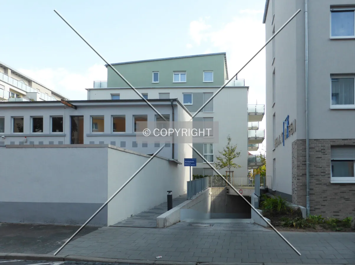 Photo 643-715-223