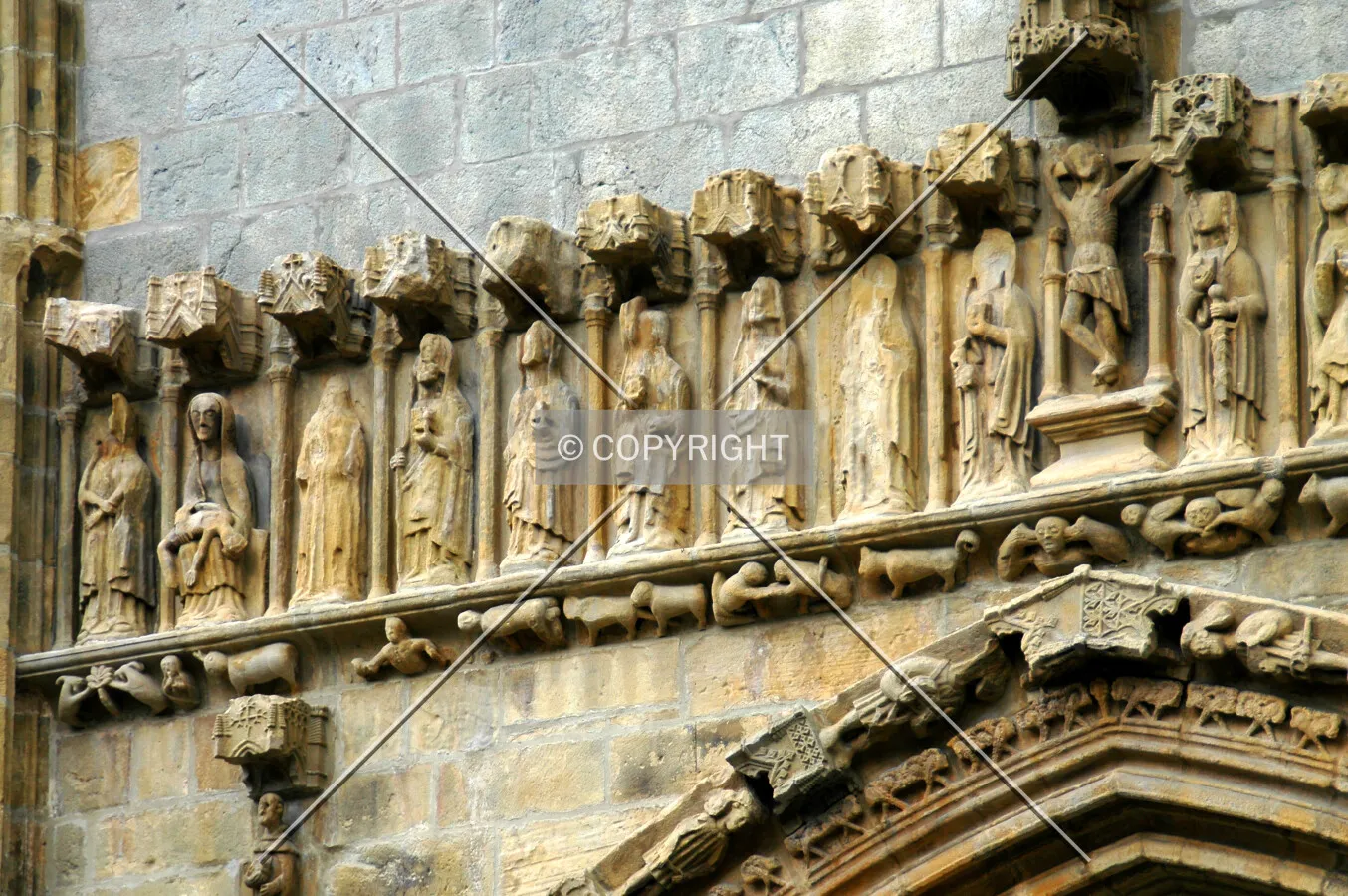 Detail on the west side