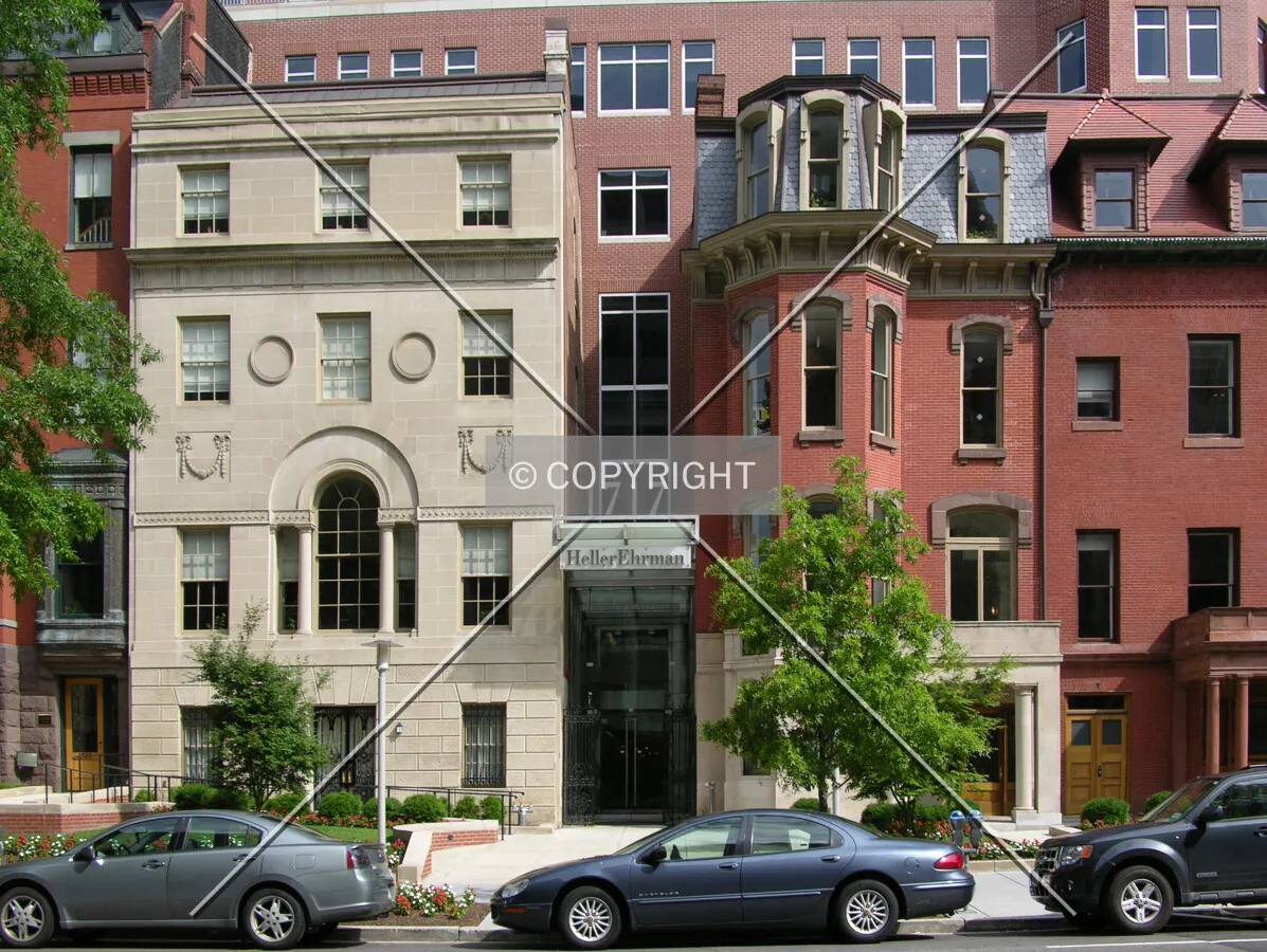 Entrance off Rhode Island Avenue