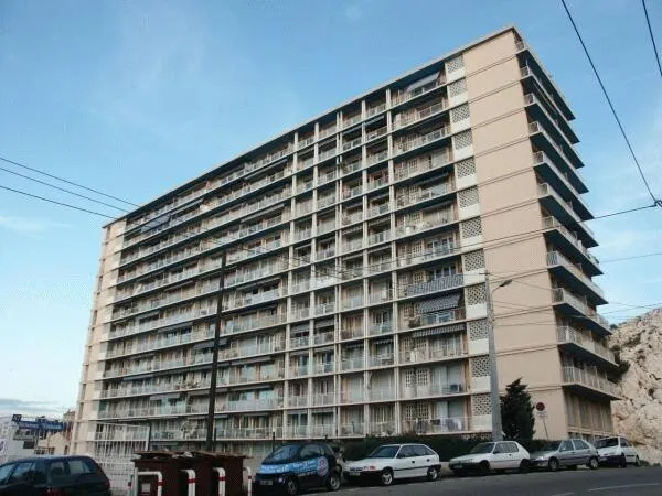 View from Boulevard Tellene