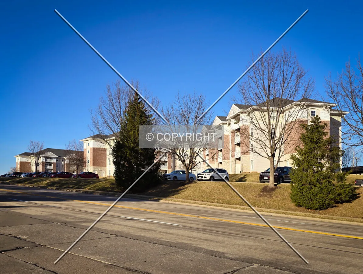 Photo 064-551-780
