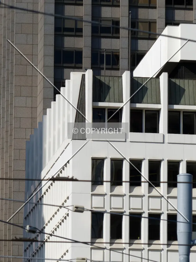 Photo 646-587-987