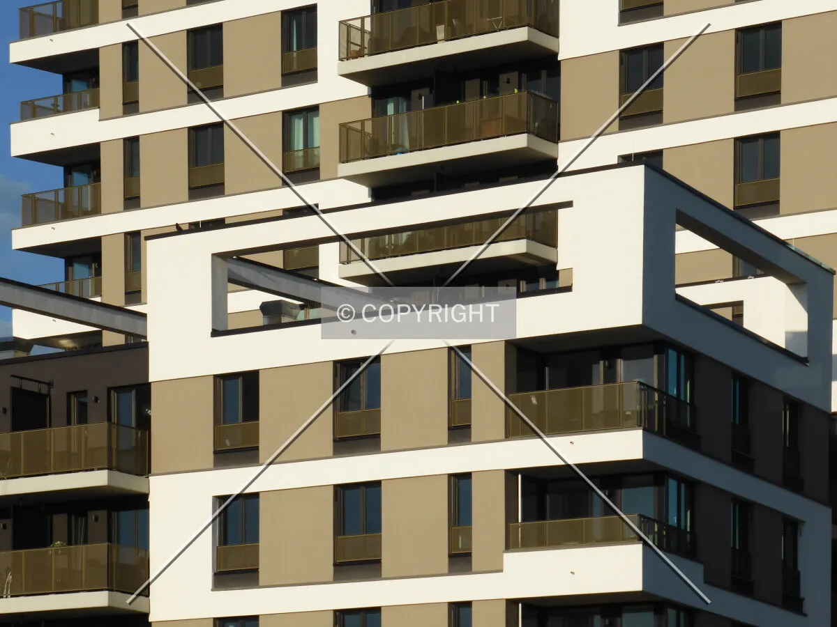 Photo 647-013-786