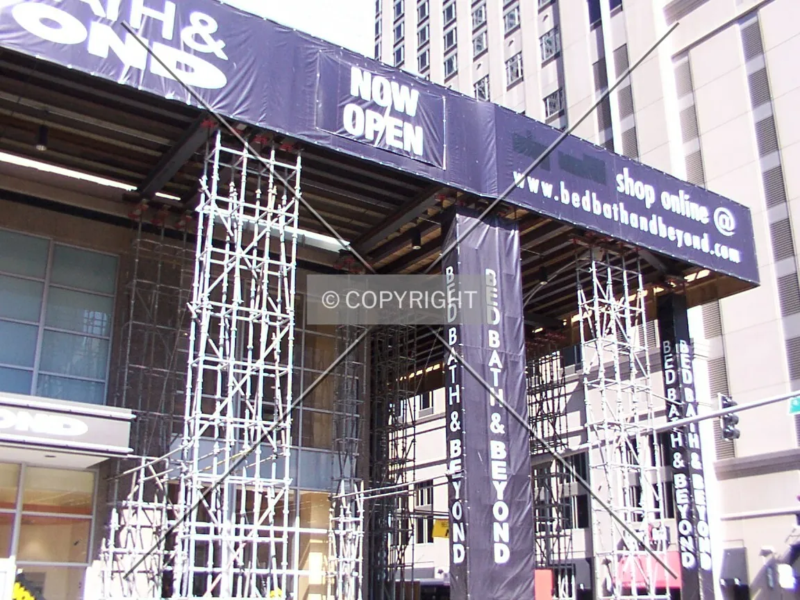 Scaffolding at the southeast corner