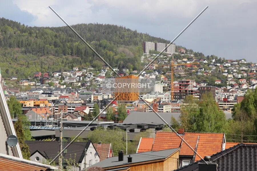 Photo 647-328-836