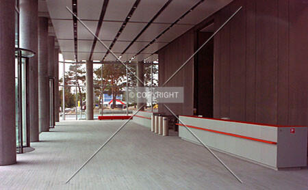 Photo 064-736-945