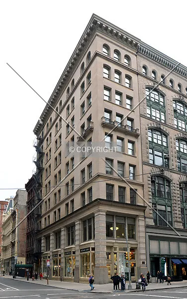 Photo 647-443-099