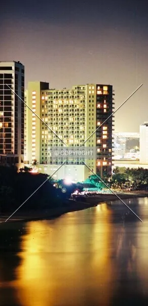 Photo 647-726-461