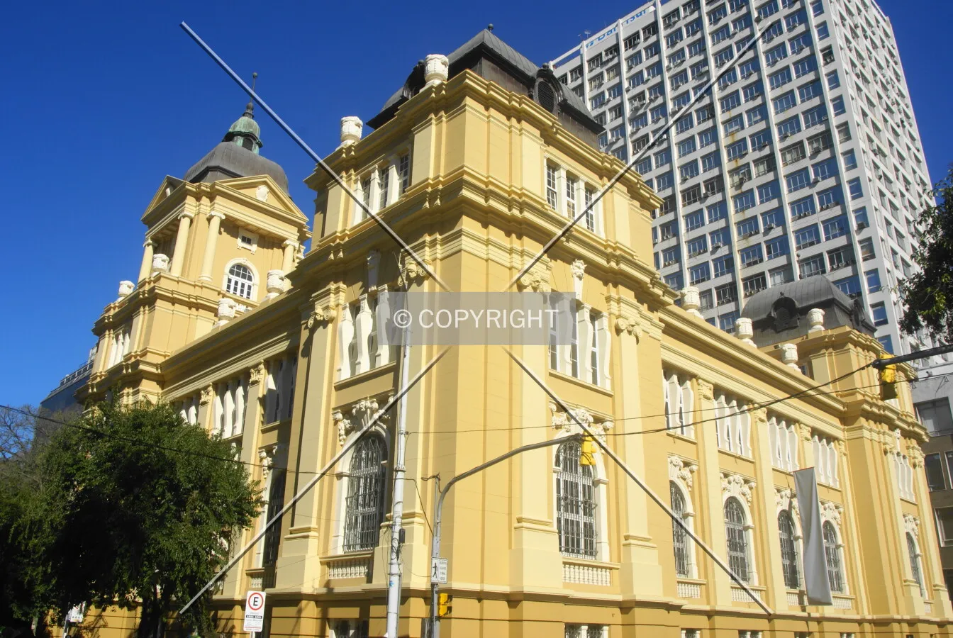 View from across Siqueira Campos Street