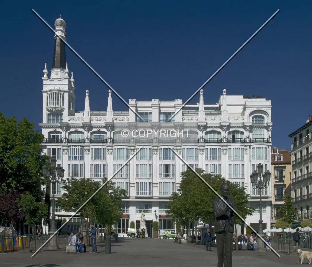 View from the east, across the Santa Ana square