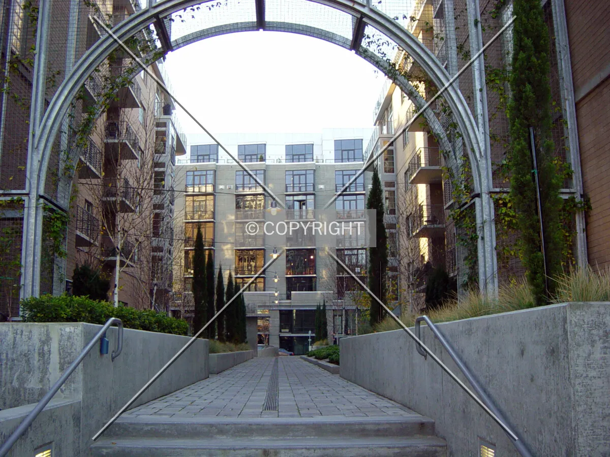 Outside entrance between the two buildings