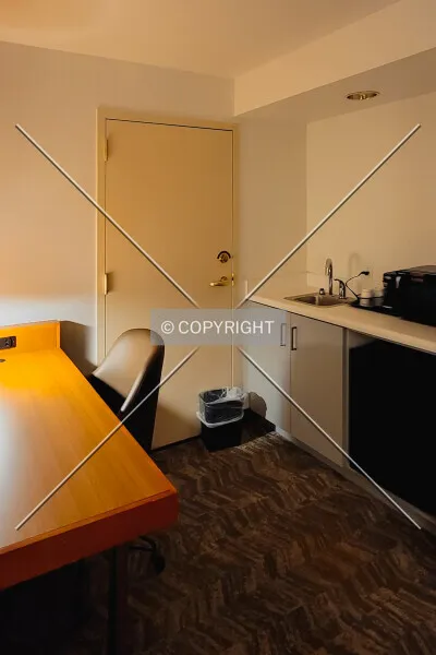 Photo 649-323-548