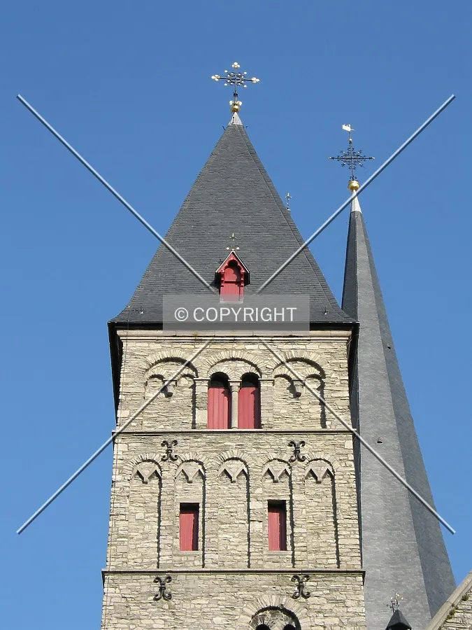 Top view from the west of the northern tower