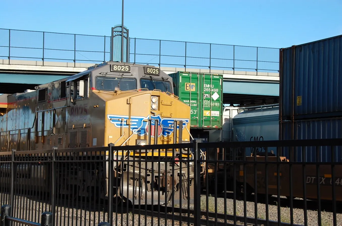 Train activity in the Cheyenne railyard