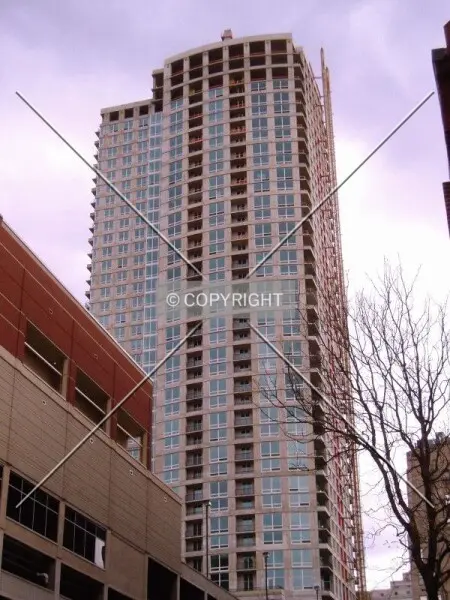 651-230-595
