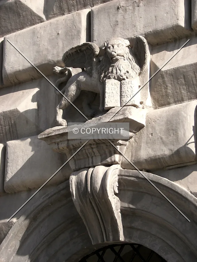 Venetian lion above the entrance