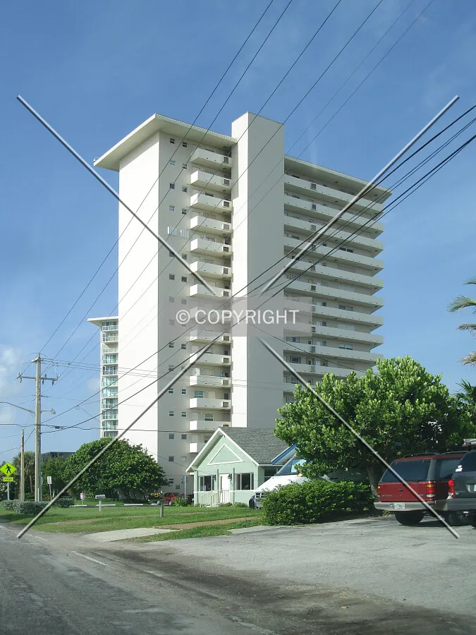 Photo 655-018-977