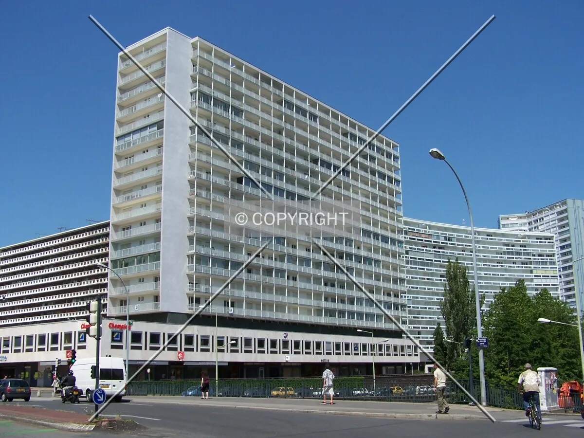 Angle Sud-Est vu depuis le Quai Saint-Cast