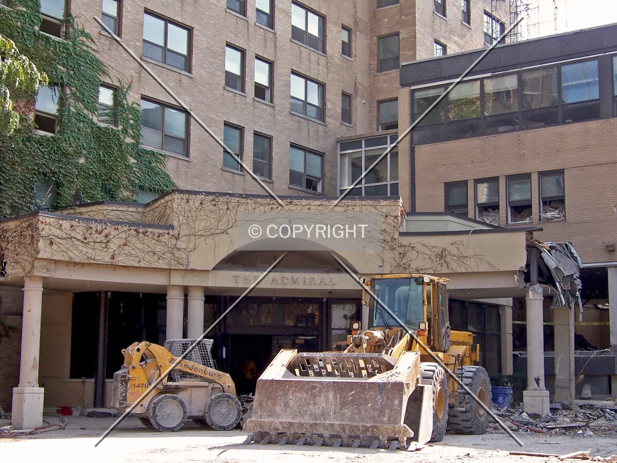 View from Foster Avenue during demolition of the main entrance of the complex, positioned between the mid-rise tower and the 1960s-era low-rise addition to the west