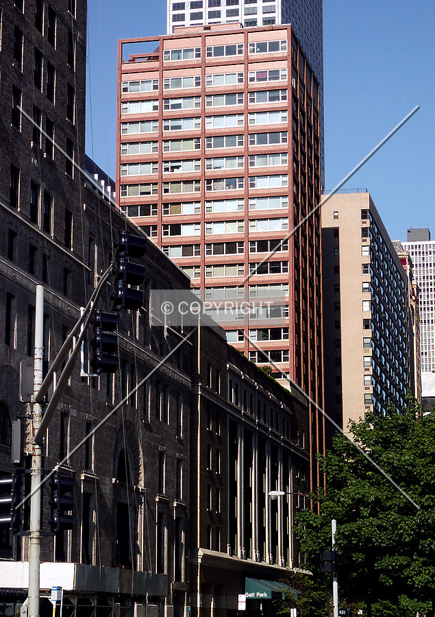 Looking west on Chestnut