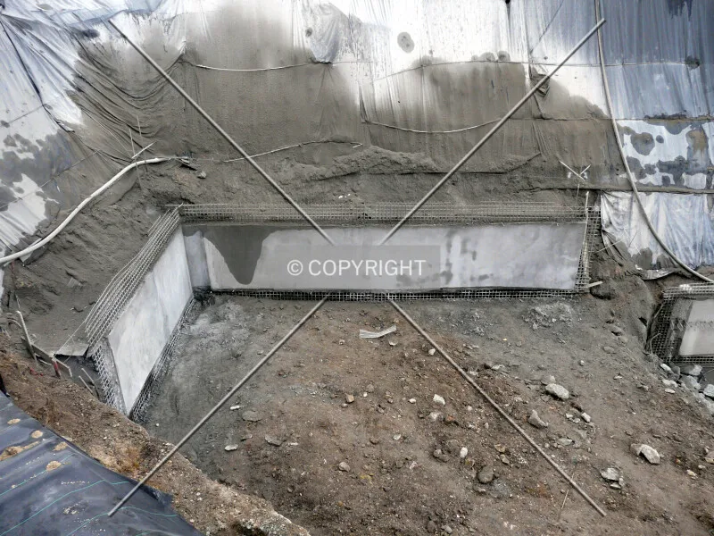 658-083-829