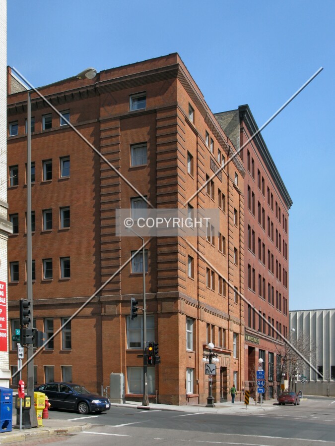 View to the northeast along East 5th Street, Market House just beyond