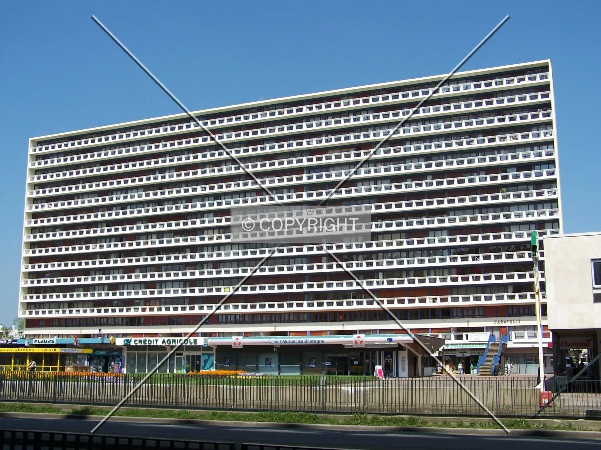The south side from Rue de Brest